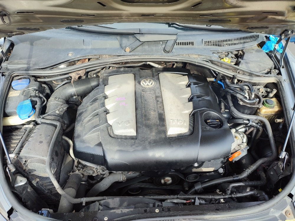 VW Touareg č. 1122 - 5