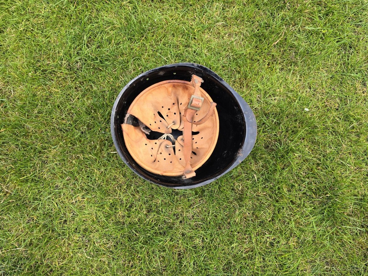 Historická přilba - 5