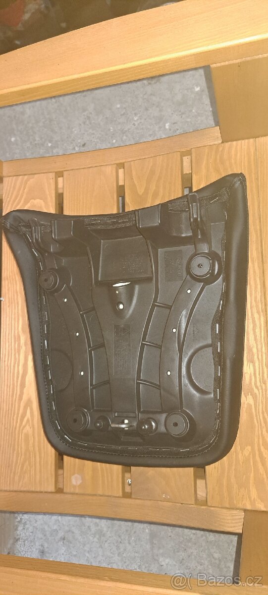 Triumph explorer 1200 sedačky - 5