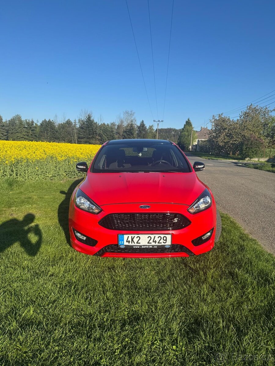 Ford Focus, Focus ST-line Red&Black - 5