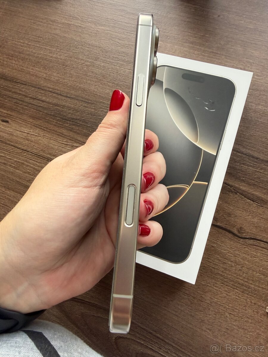 Iphone 16 Pro Max 256GB Přírodní titan - záruka - 5