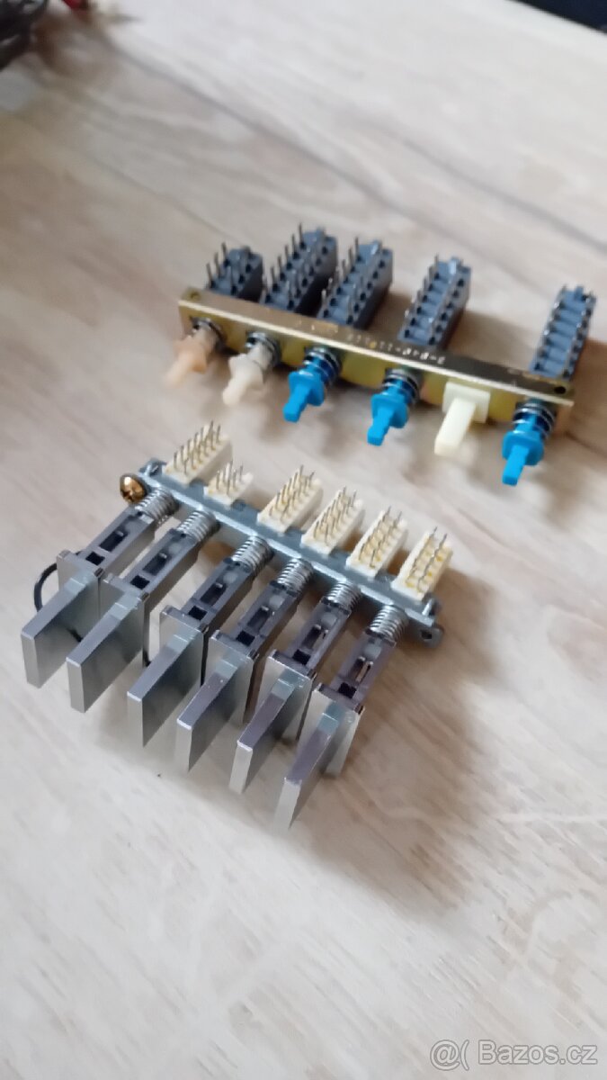 Různé díly decku Sony tc-fx - 5