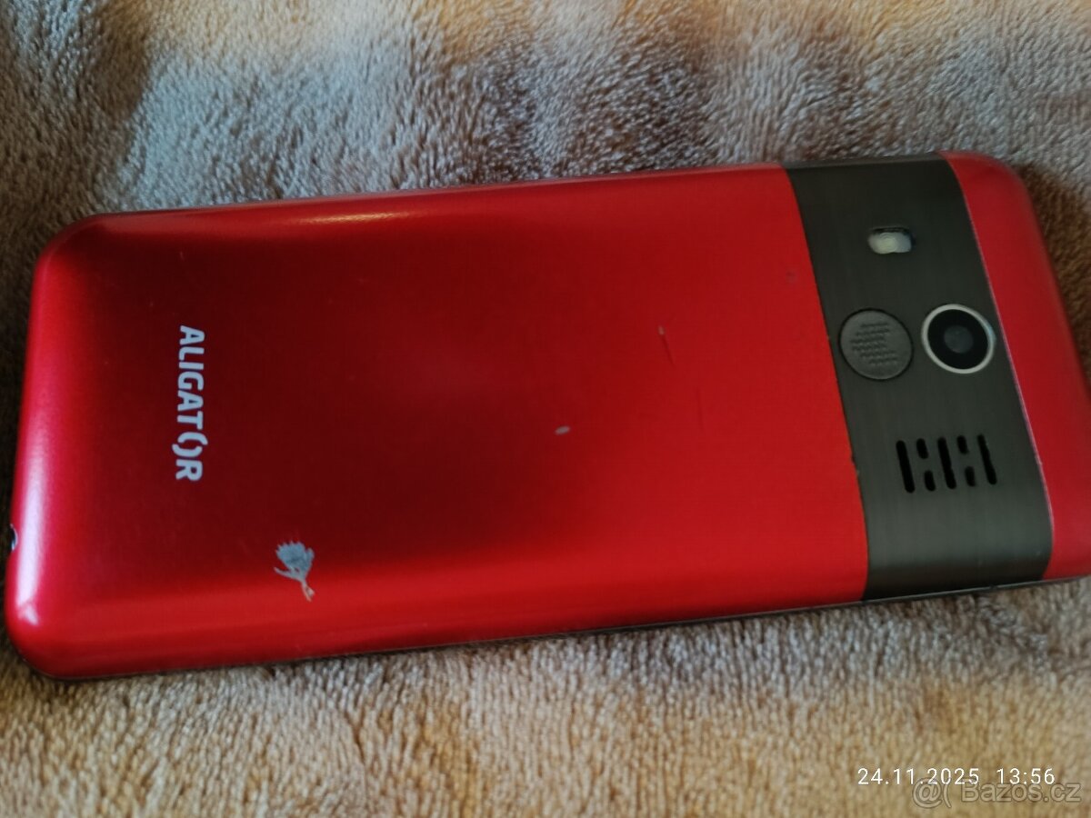 Prodám mob.TLAČÍTKOVÝ telefon ALIGATOR A900R červený - 5