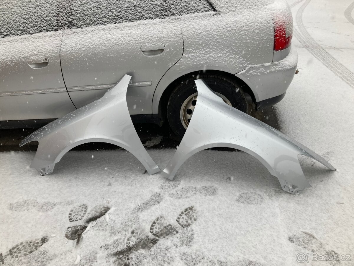 pravy levy přední blatnik 9156 Škoda Octavia 2 ,II facelift - 5