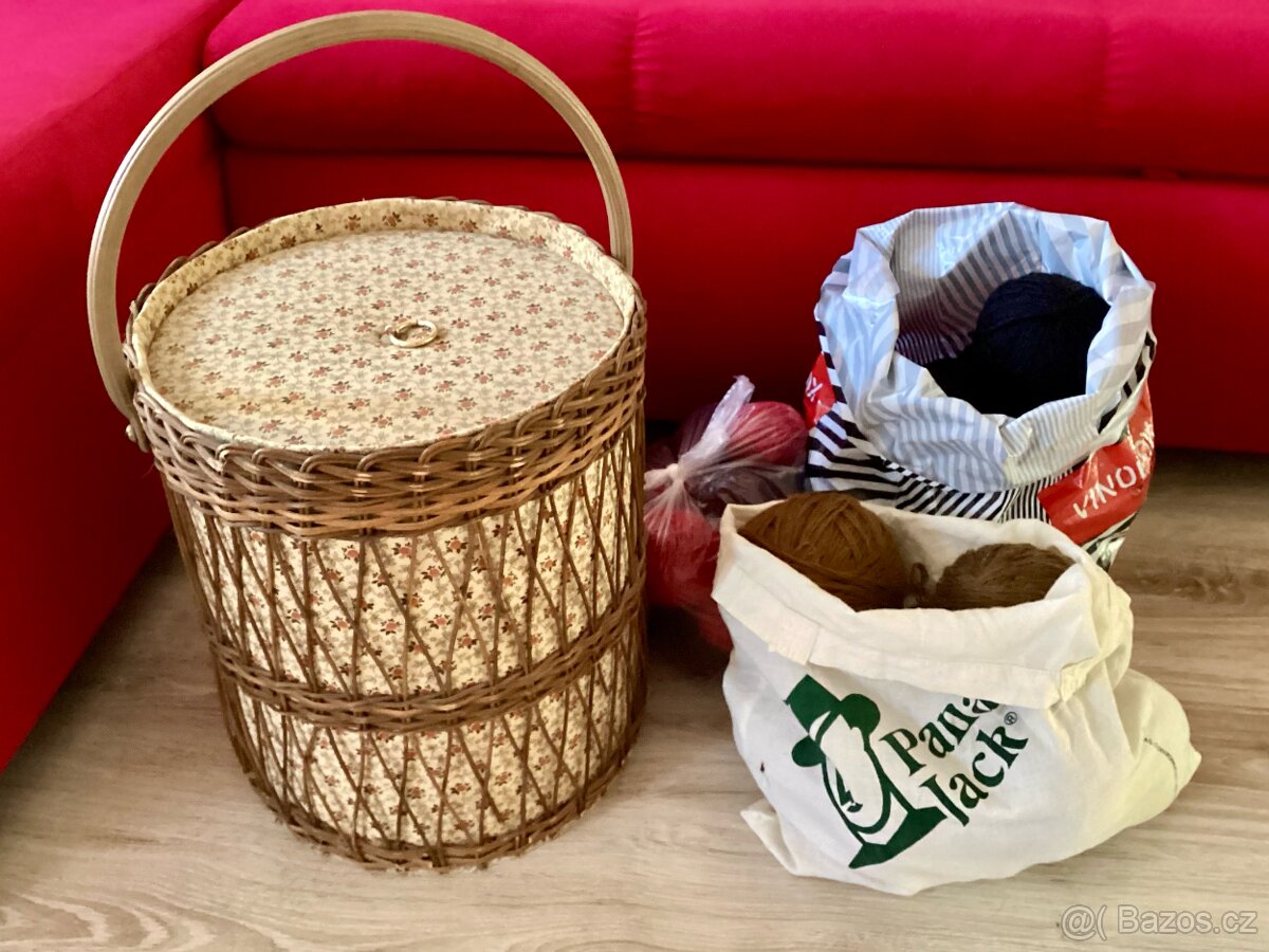 Košík + příze na pletení. - 5