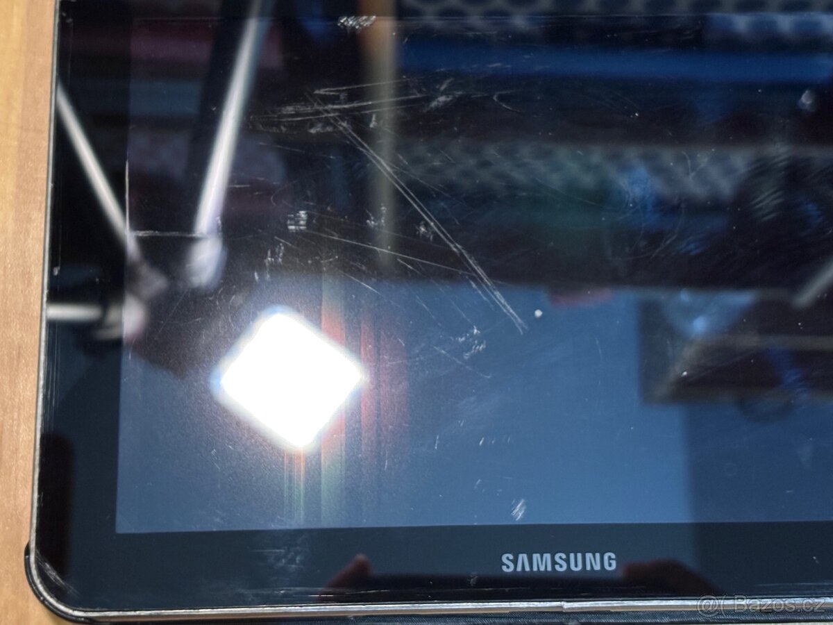 Samsung Galaxy Tab 8.9 na díly + obal a kabel - 5