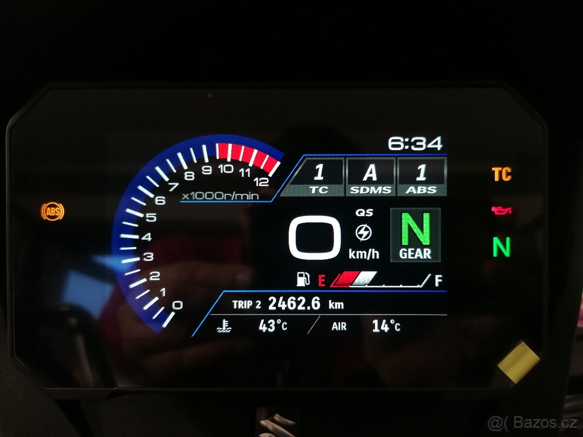 Suzuki v strom 800 de - 5