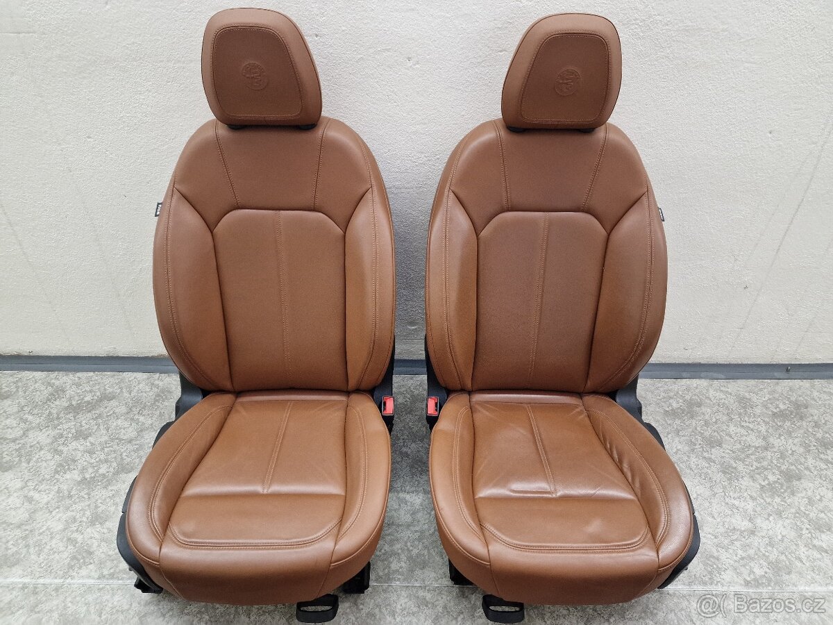 Prodám sedačky Alfa Romeo Giulia - 5