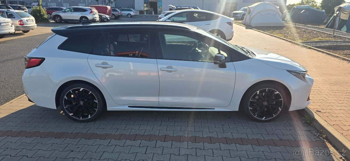 Toyota Corolla GR Sport Dynamic 2.0 2022 hybrid - 5