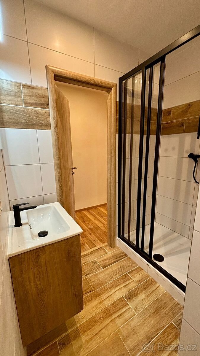 Byt po rekonstrukci 1+KK 30 m2 - 5