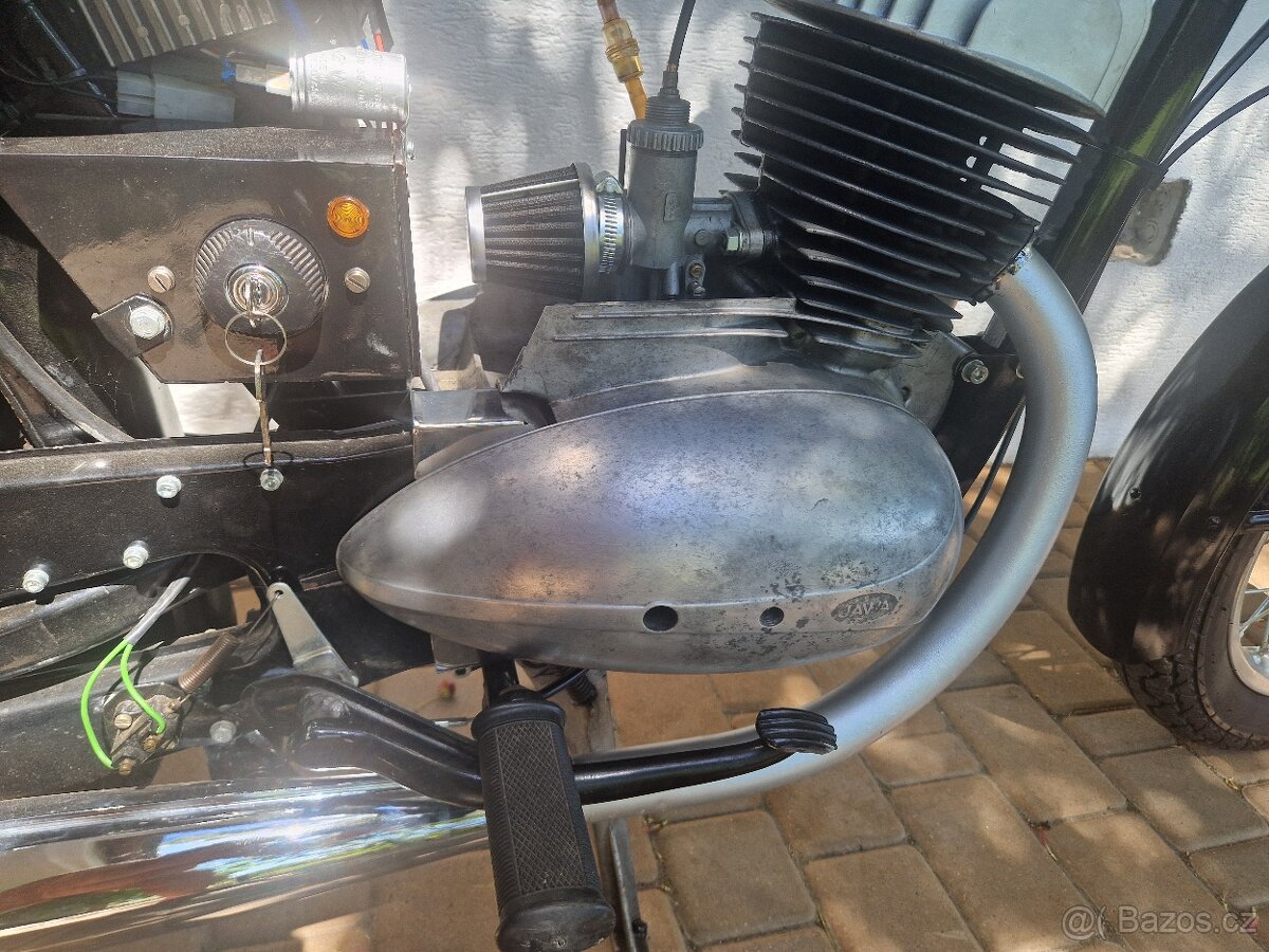 Nova Jawa 250 typ 559 rv 67 platne doklady biele spz - 5