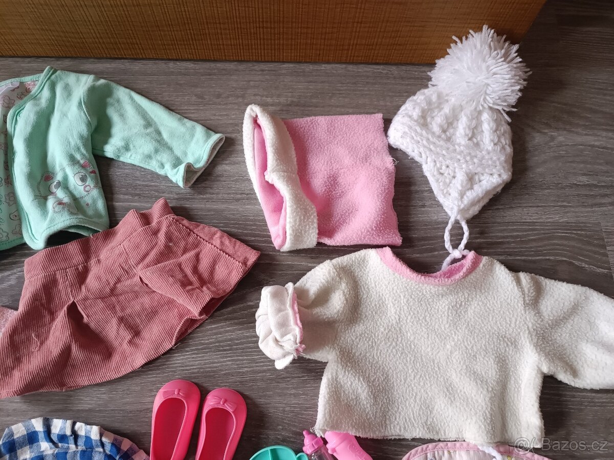 Oblečky a doplňky pro panenku - 5