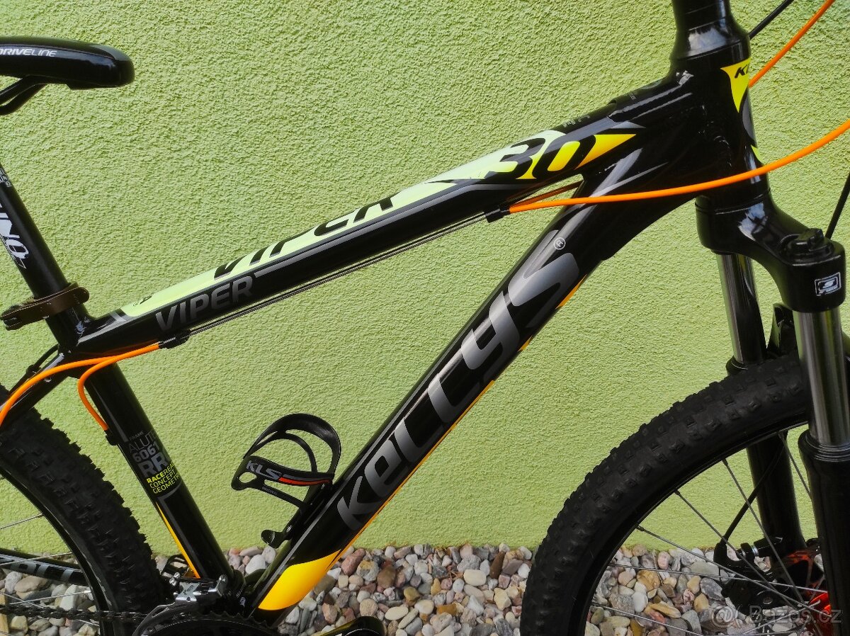 Značkové horské kolo Kellys 26"/15,5" disc - 5