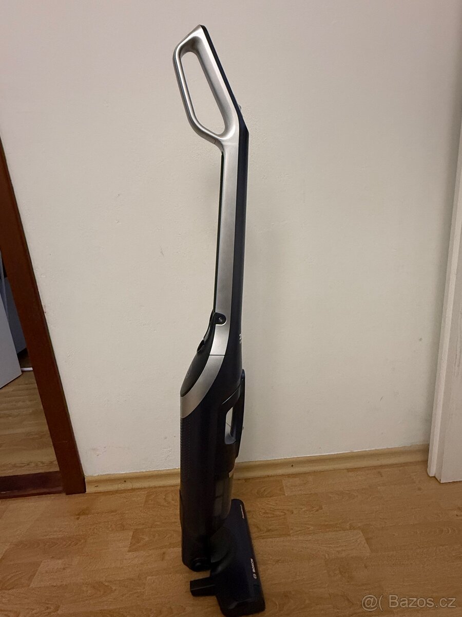 Tyčový vysavač Bosch Flexxo serie 4 - 5