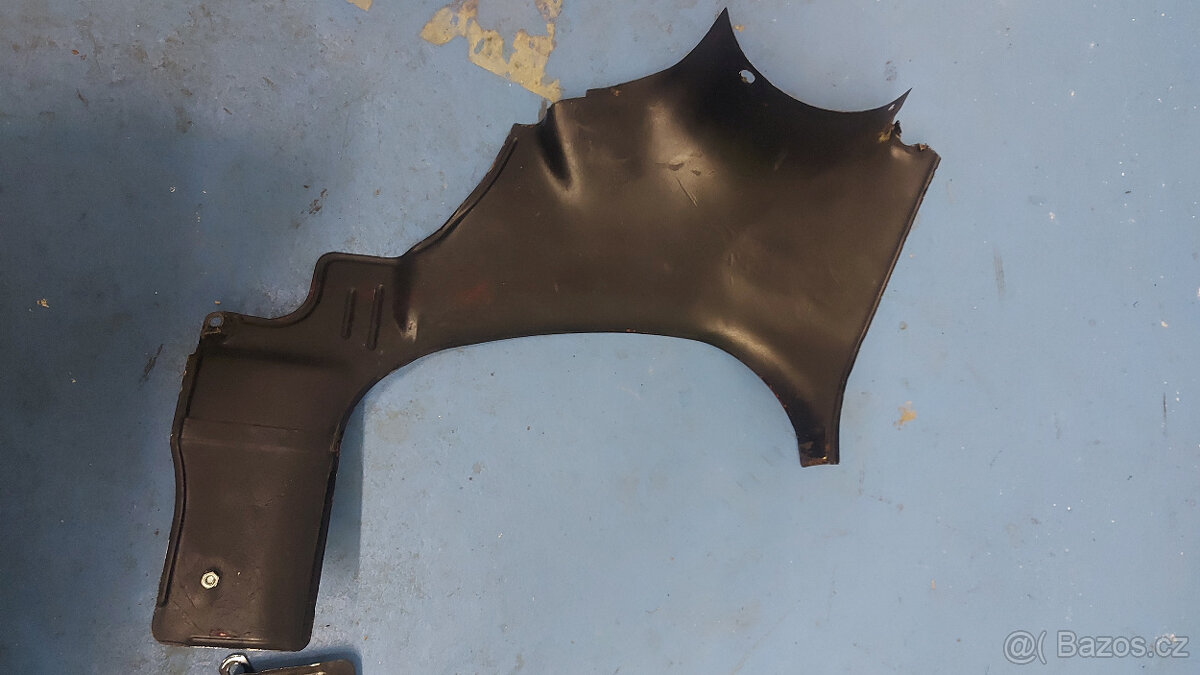 Jawa 250/559 590 Panelka SPORT podsedlové plechy (prsa) - 5