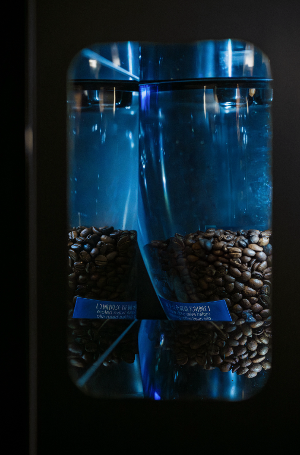 MULTIFUNKČNÍ KÁVOMAT - 5