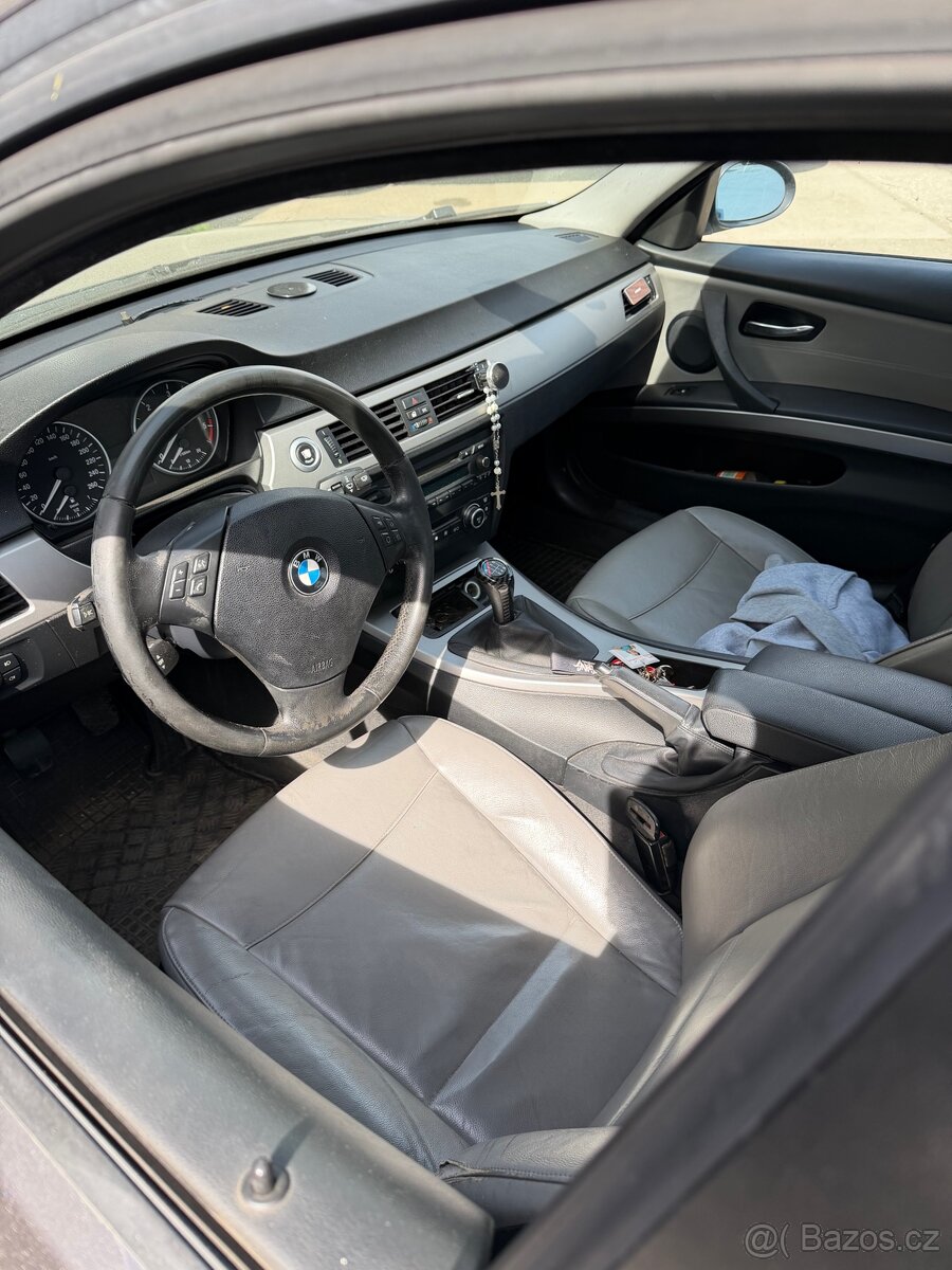 Bmw e90 320d - 5