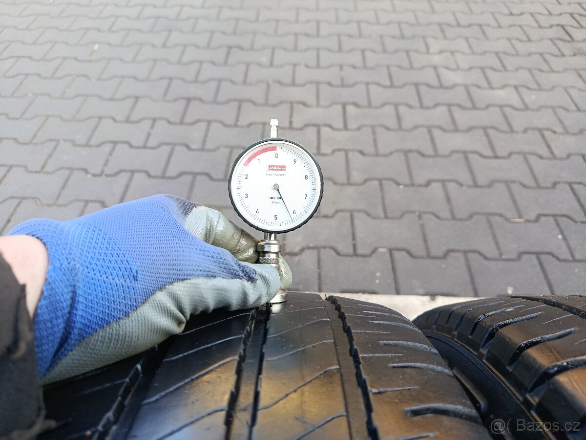 225/65/16 C michelin letní - 5