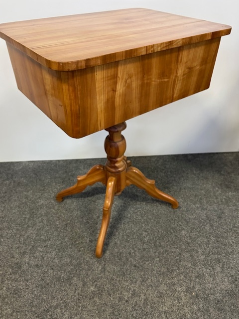 Šicí stolek biedermeier - originál. - 5