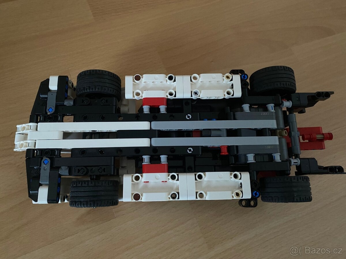 Lego Technic Formule E Porsche 42137 - 5