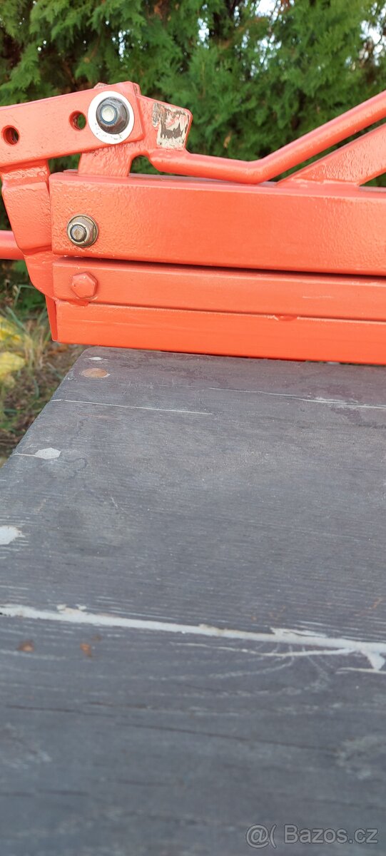 OHYBAČKA PROFIL. PLECHU - STŘEŠNÍ KRYTINY - 5