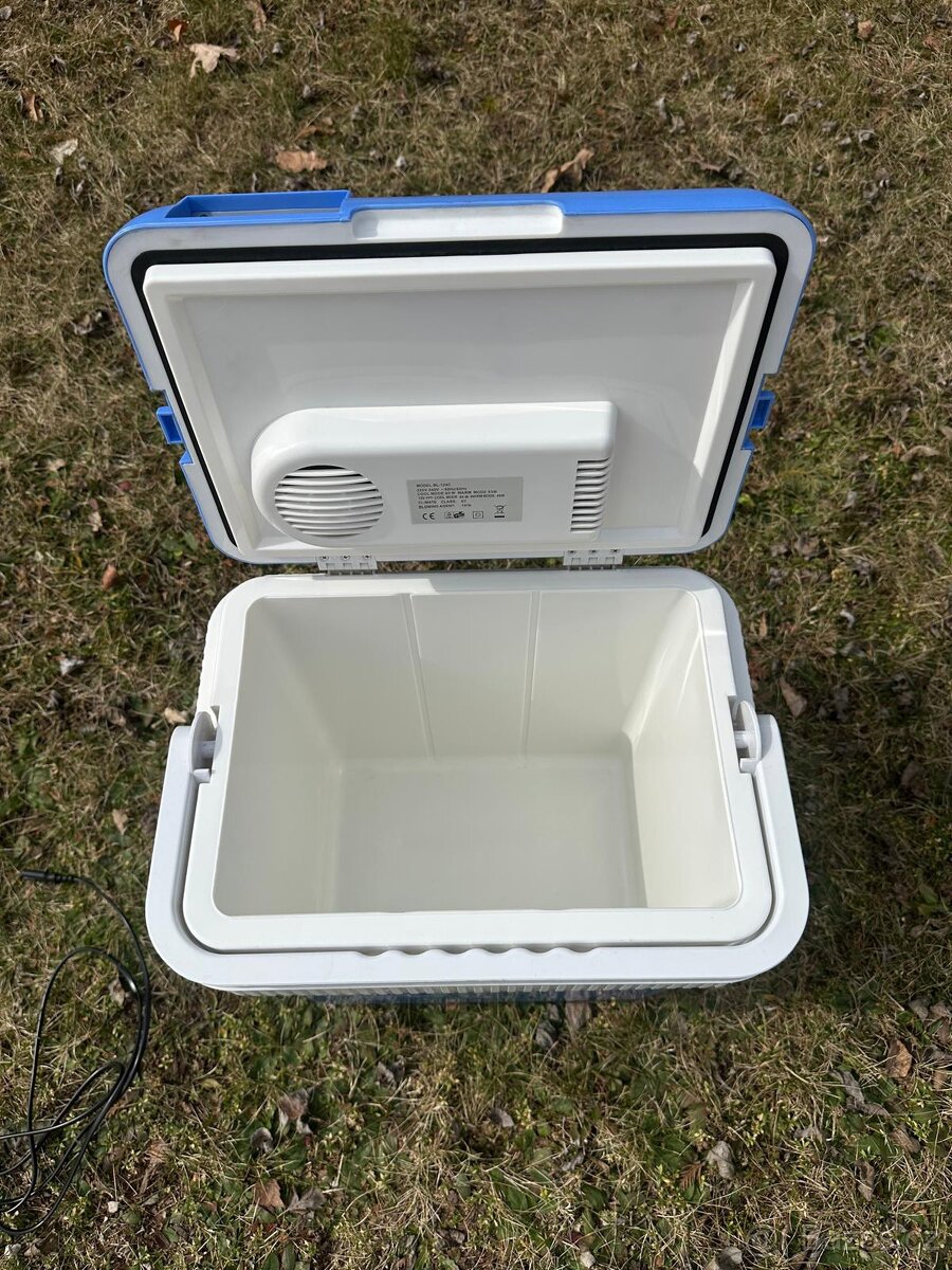 Modrá autolednička - 5