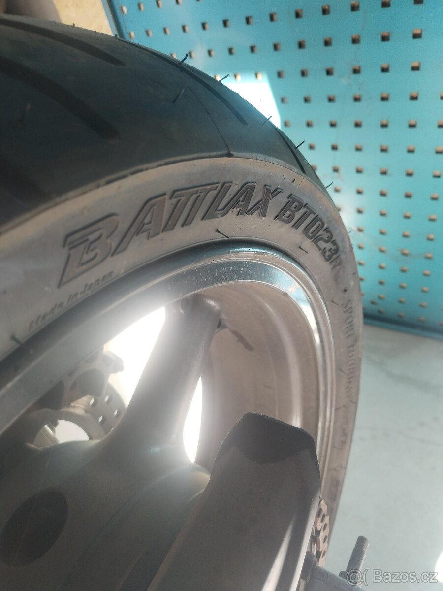 Kawasaki zr7 - 5