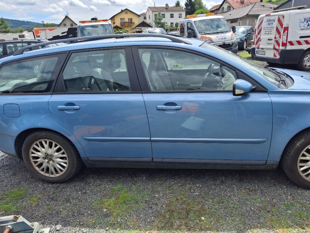 Volvo V50 kombi 2,0 D - 5