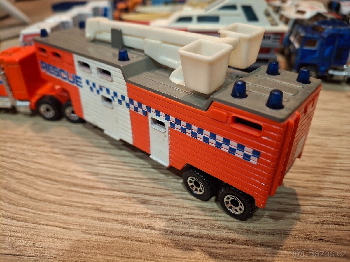 ZAMLUVENO Matchbox convoy EM60, EM64, Rescue 100, hasiči - 5