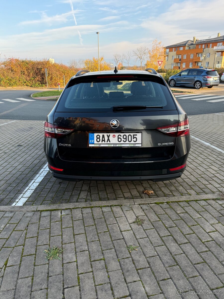 Škoda Superb 2.0 TDi DSG - 5