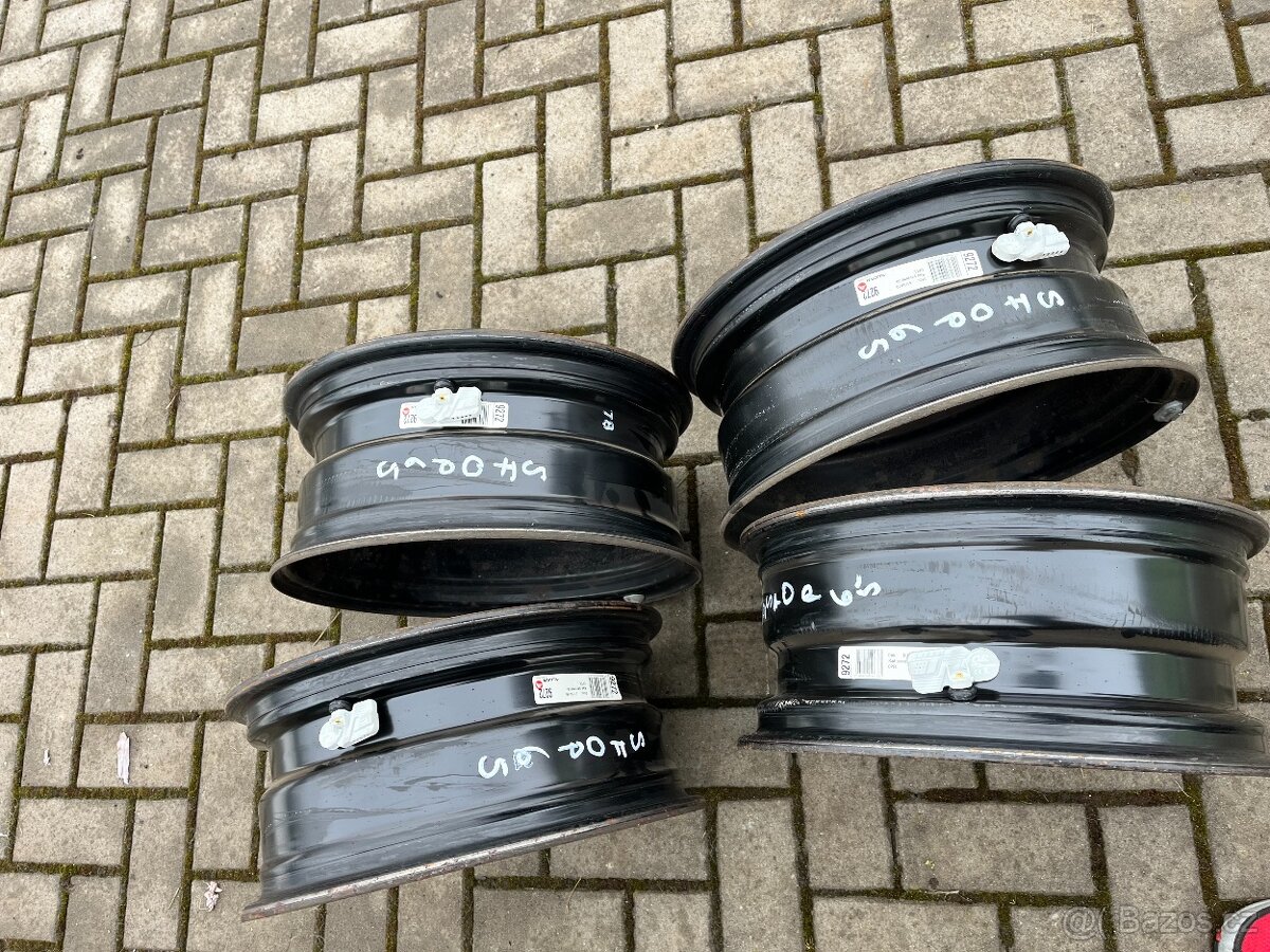 4x plechový disky 5x105 R16 - 5