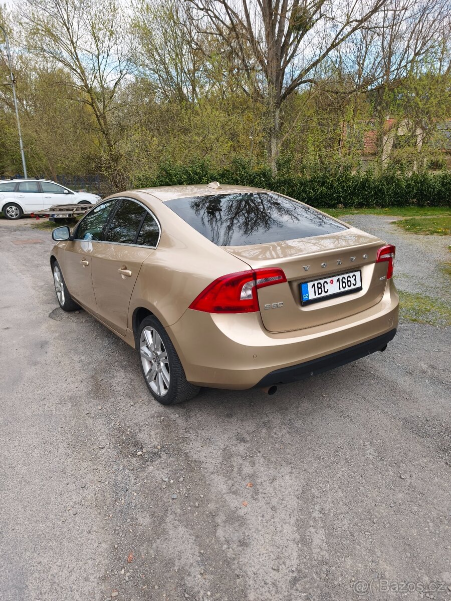 Volvo S60 2.0T 149kw - 5