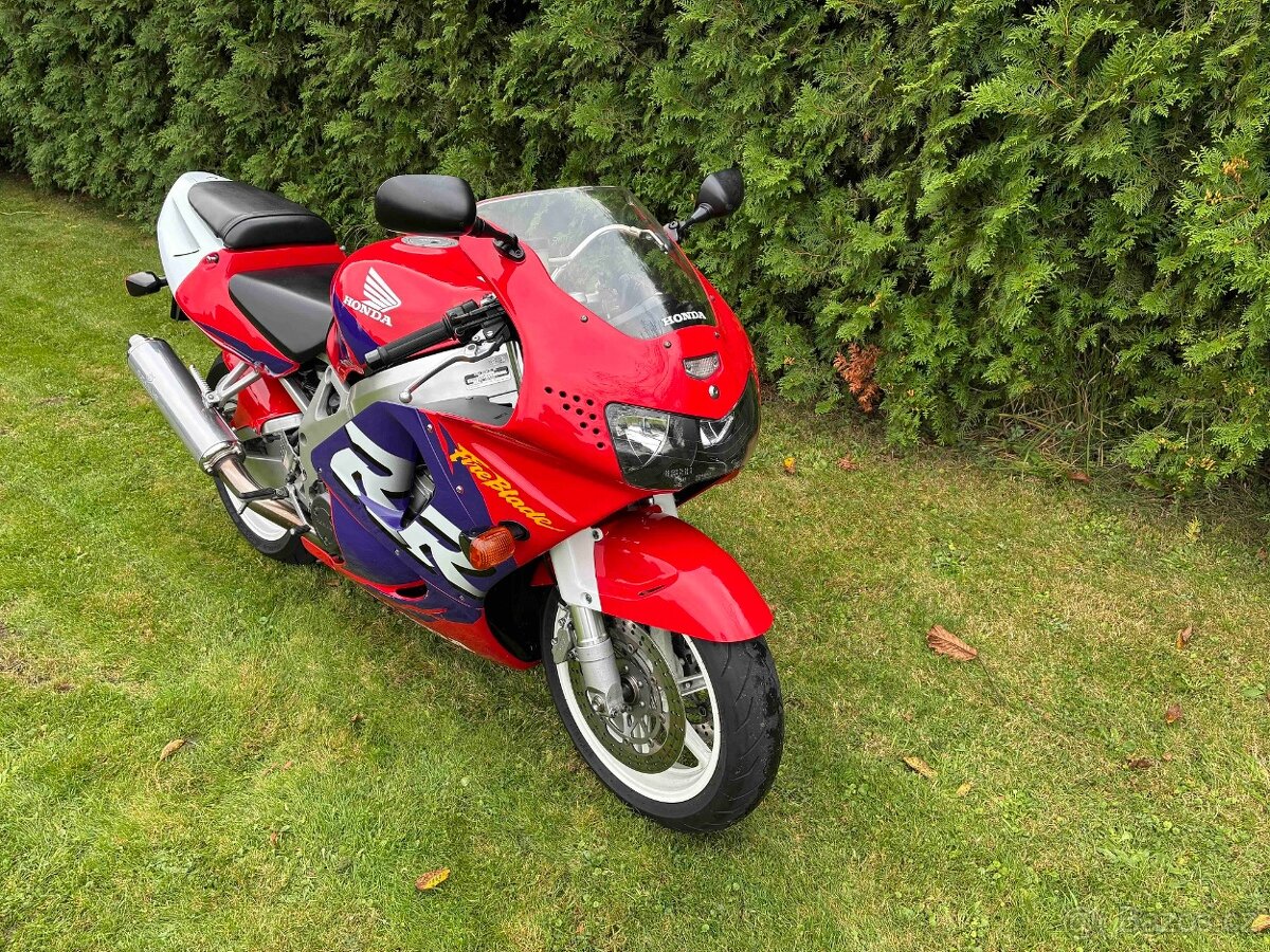 Honda CBR 900 RR FireBlade po kompletním servise, ORIGINÁL - 5