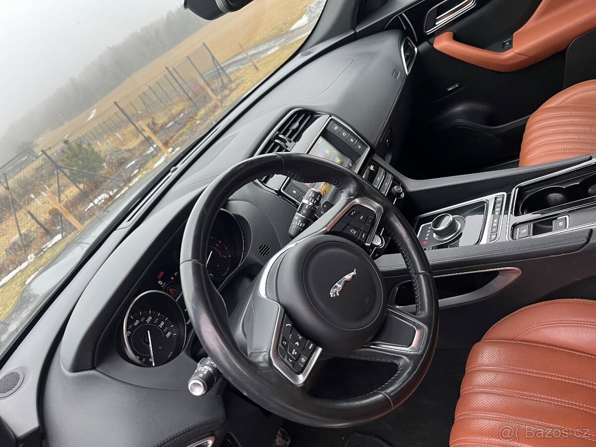 Jaguar F-Pace 3.0 V6 AWD | 2017 | 221 kW | DPH - 5
