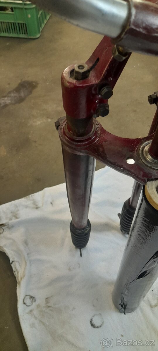 Jawa pérák přední vidlice - 5