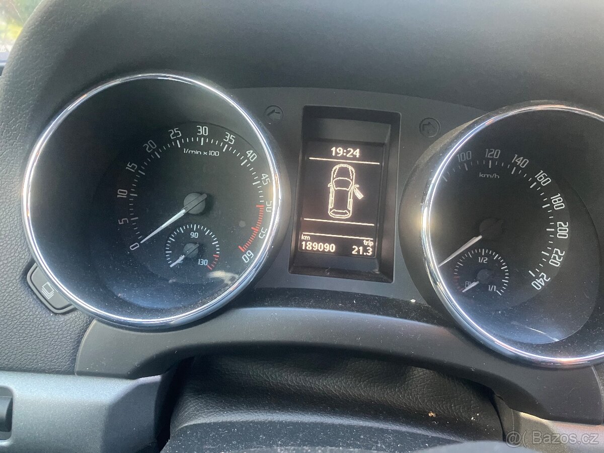 Škoda YETI 2,0tdi 81kw 4x4 - 5