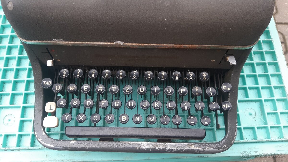 Psací stroj ZETA - 5