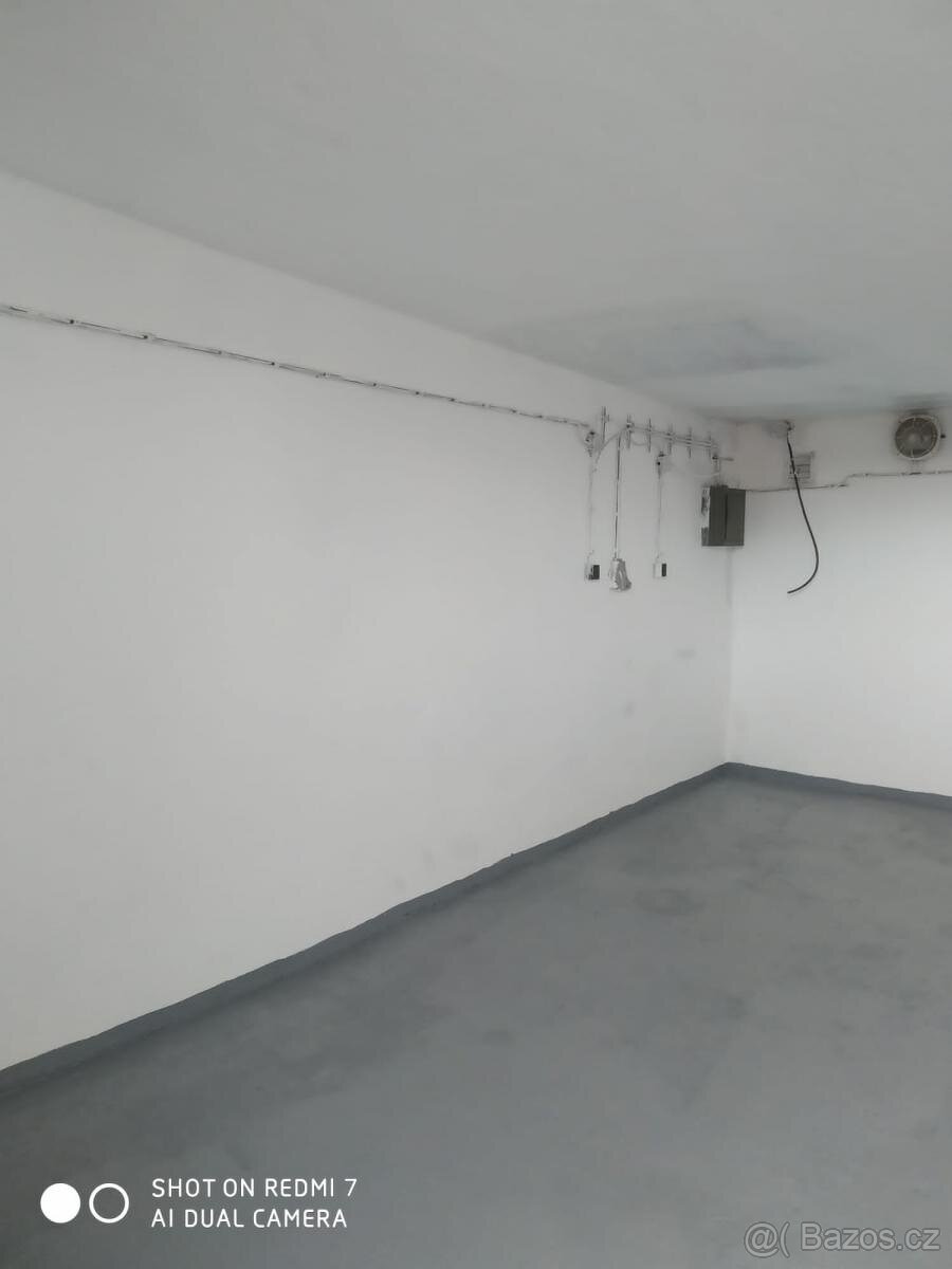 Pronájem garáže p. č. st. 752/3 v Horním Jiřetíně - 5