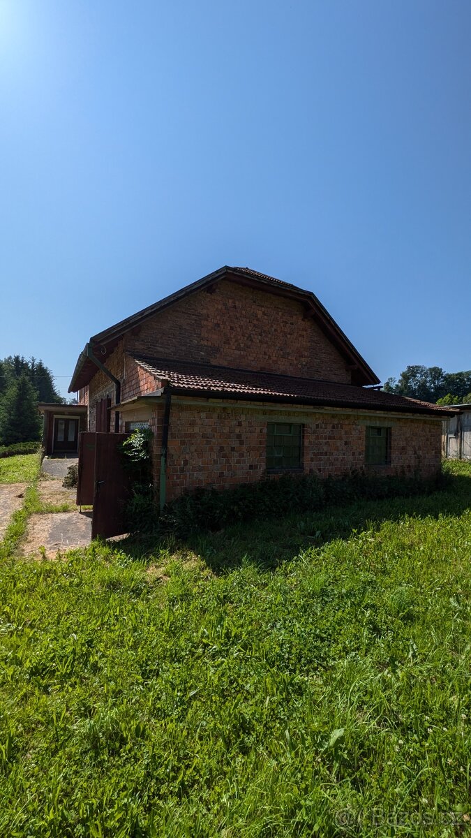 Rodinný dům s pozemky v podhůří Orlických hor - 5