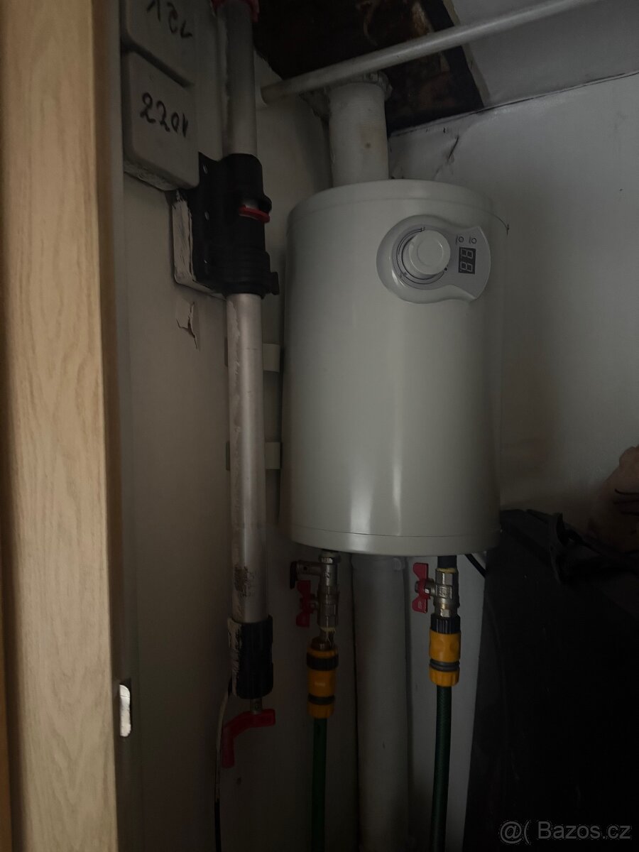 Obytný vůz Peugeot J5 - 5