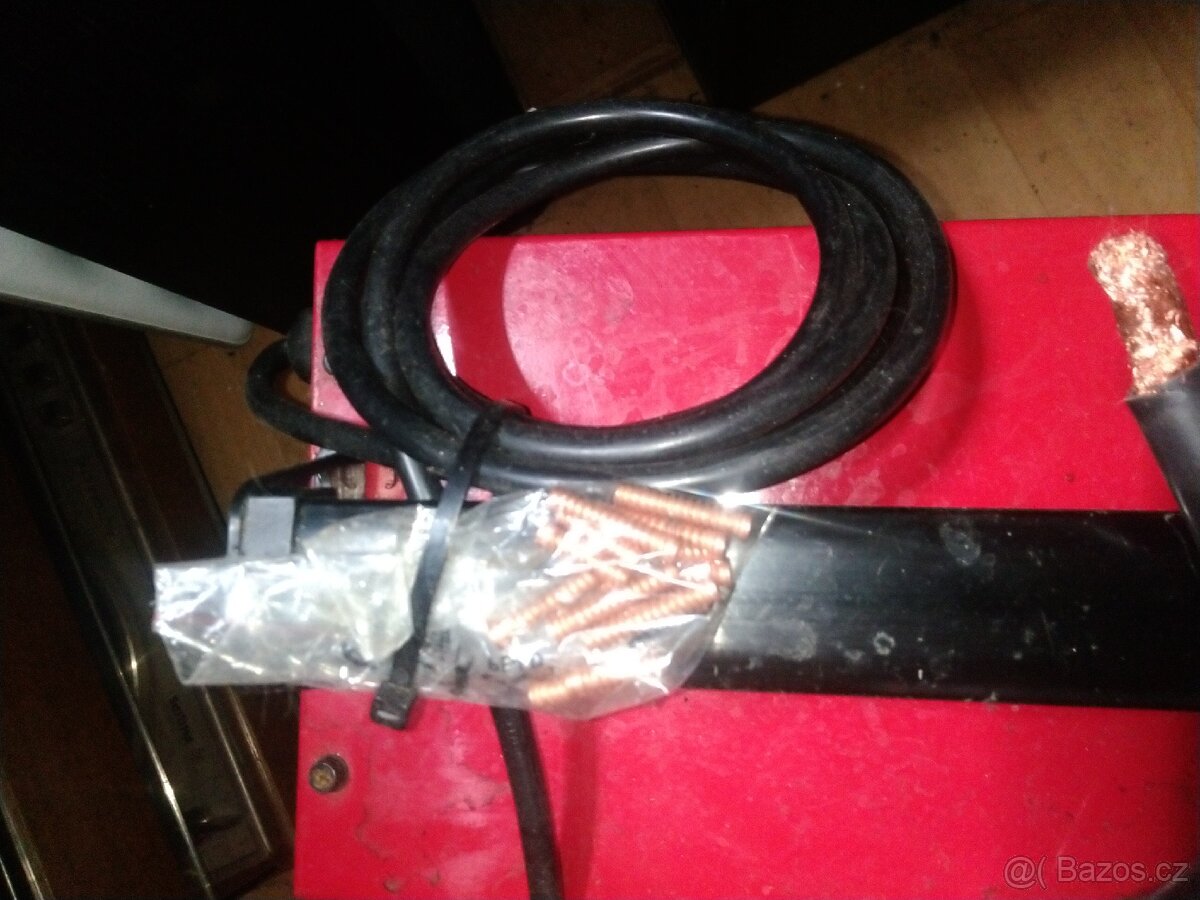 Bodovací svářečka STAMOS Stud 1600 Made in Germany - 5