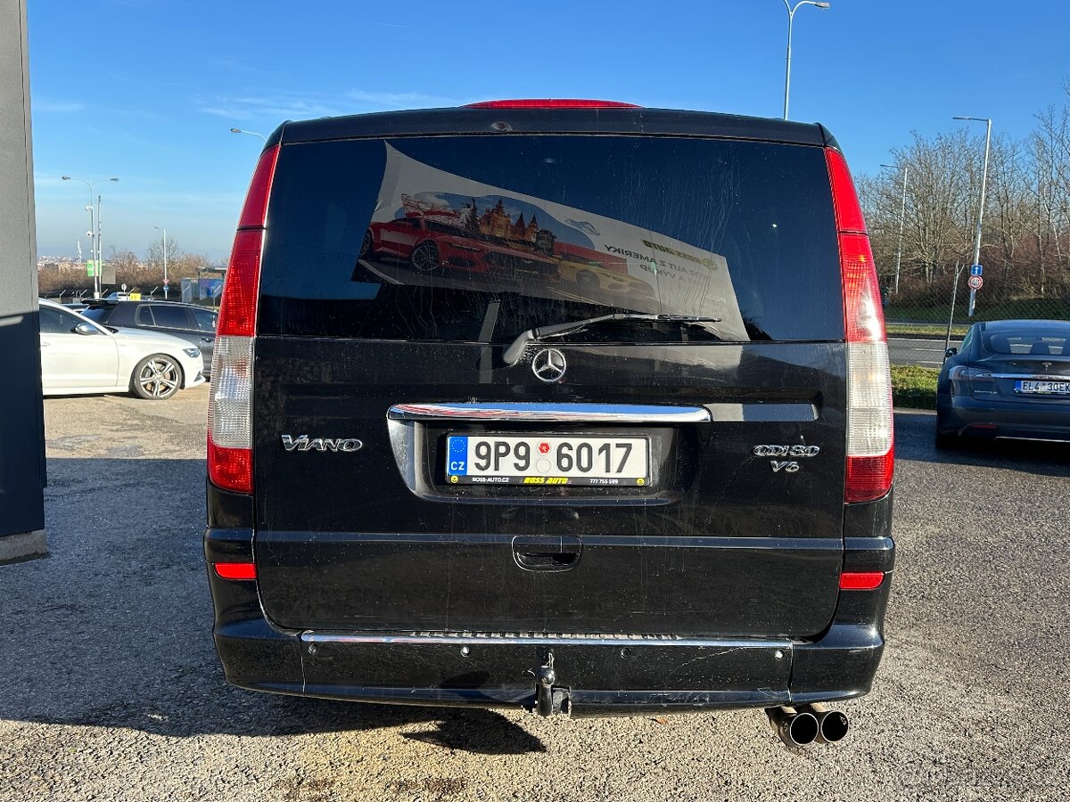 Mercedes-Benz Viano 2010 - 5