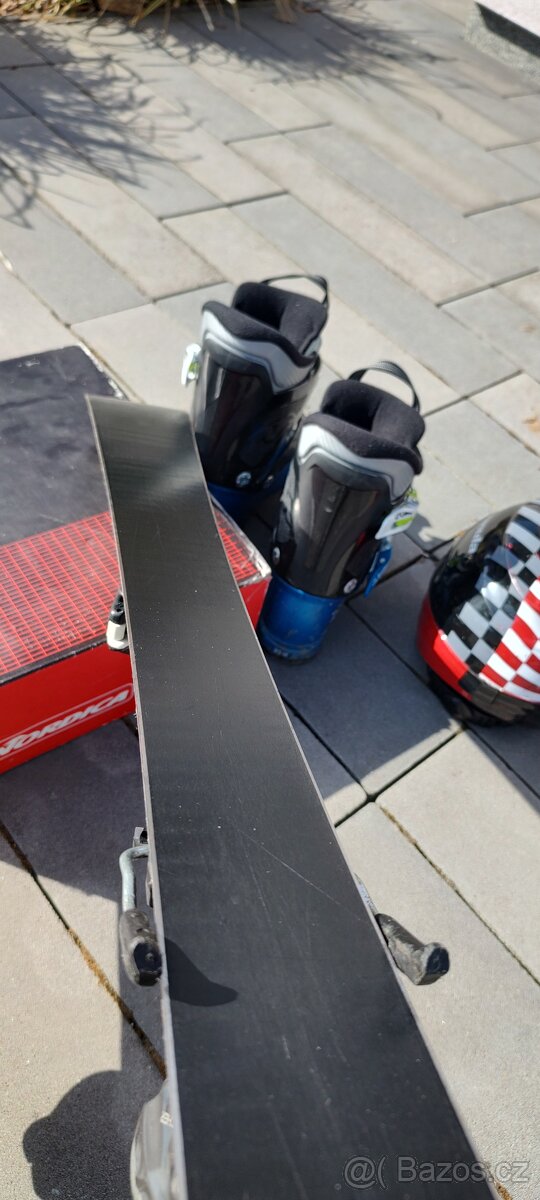 Lyže 100 Atomic, lyžáky, helma - 5