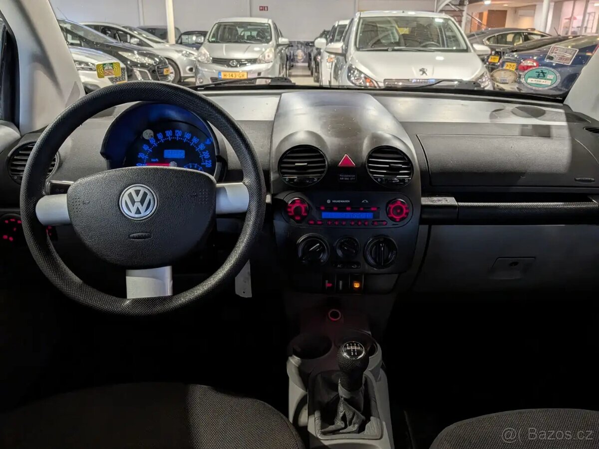 VW NEW BEETLE 1.6 CABRIO HIGHLINE - 5