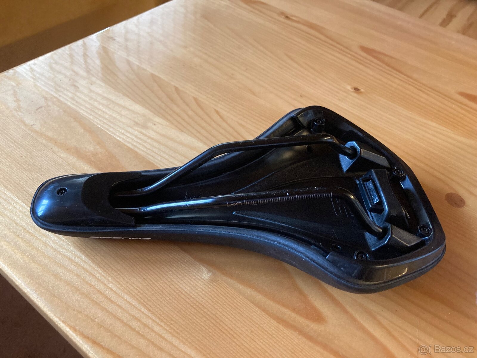 Nové sedlo na kolo Selle Royal Crussis - 5