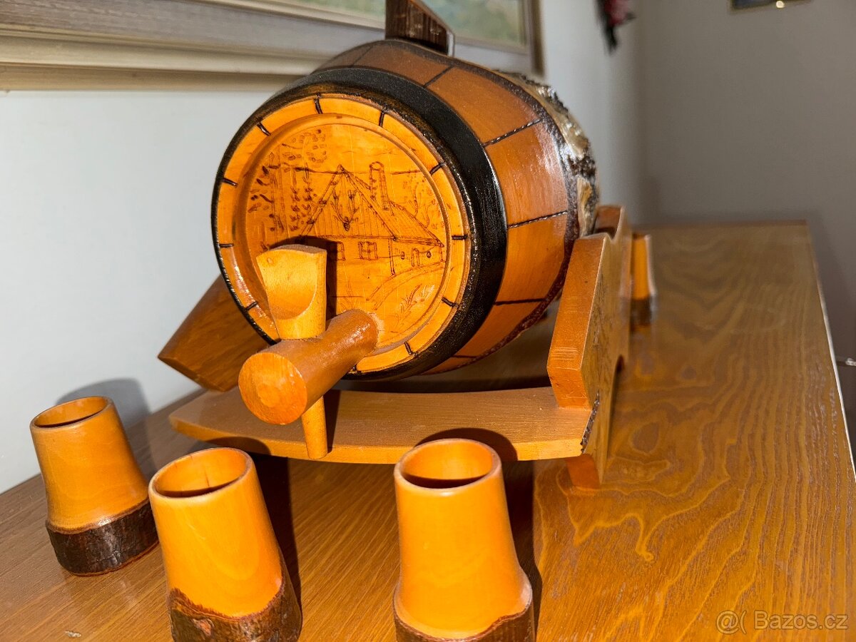 Starožitný dřevěný soudek - 5