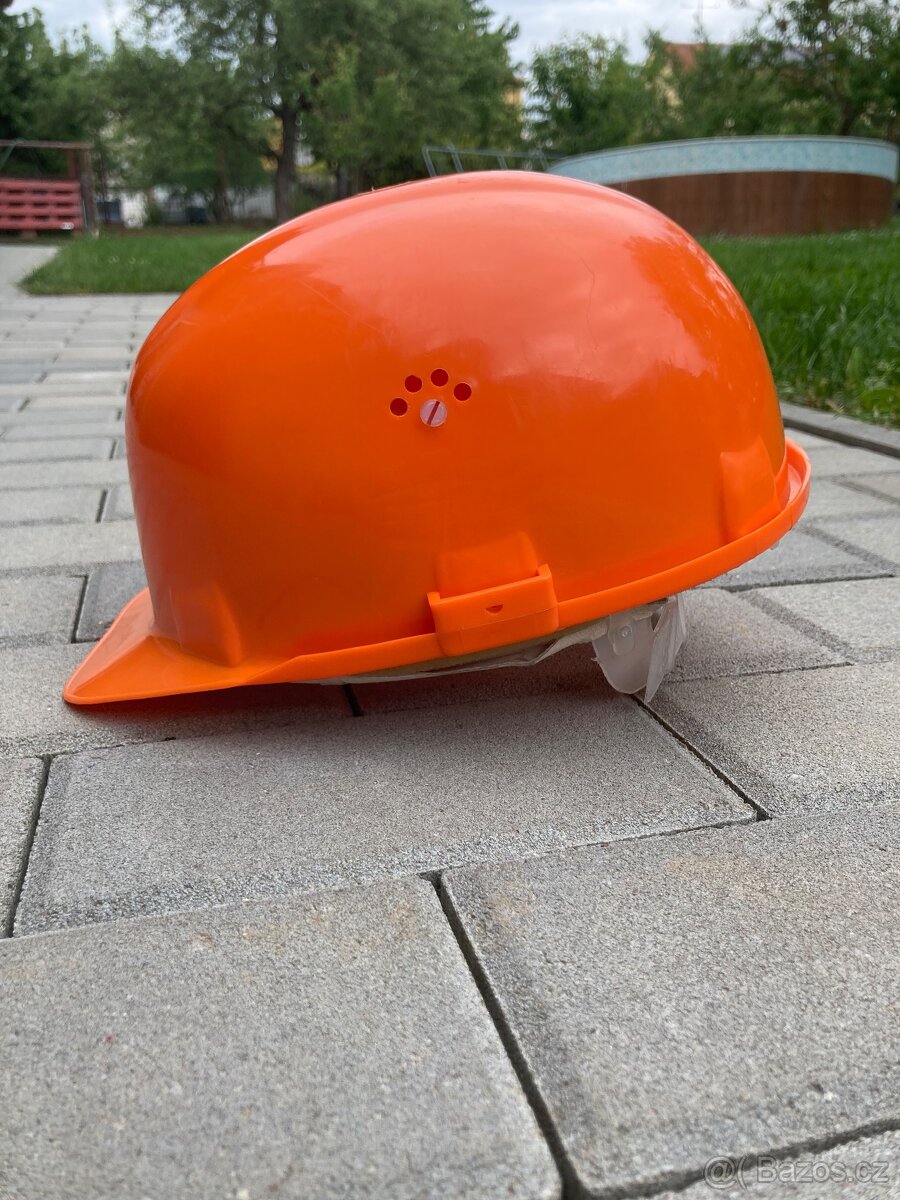 Nádražní přilba - 5