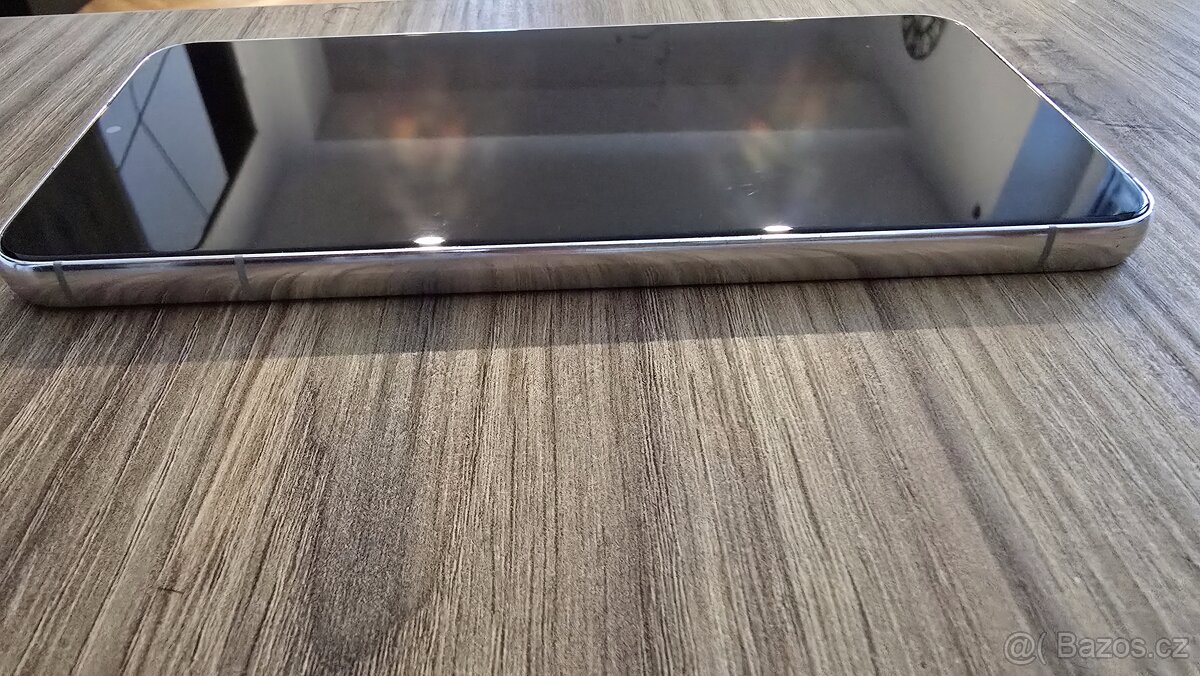 Samsung galaxy S22+ - 5