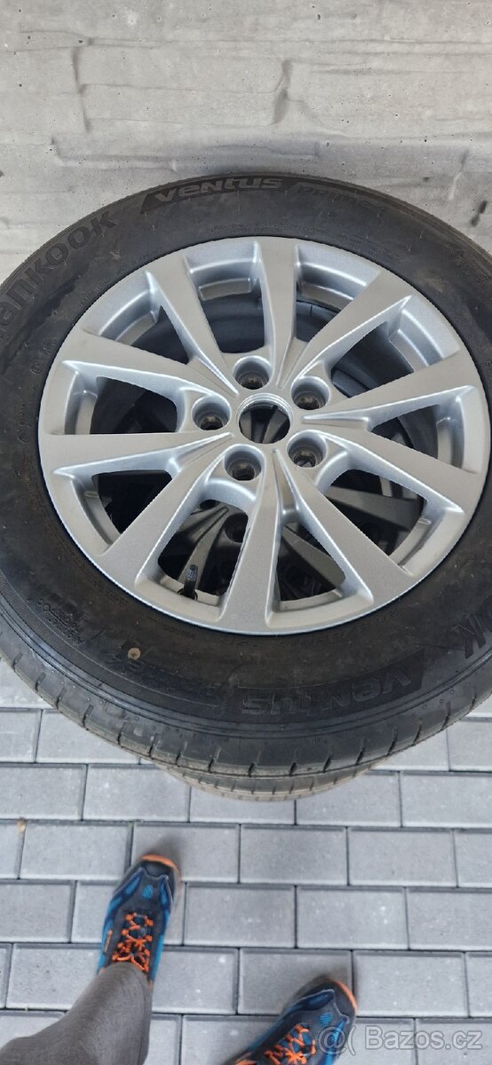 Kola 205/65 R16 Ford - 5