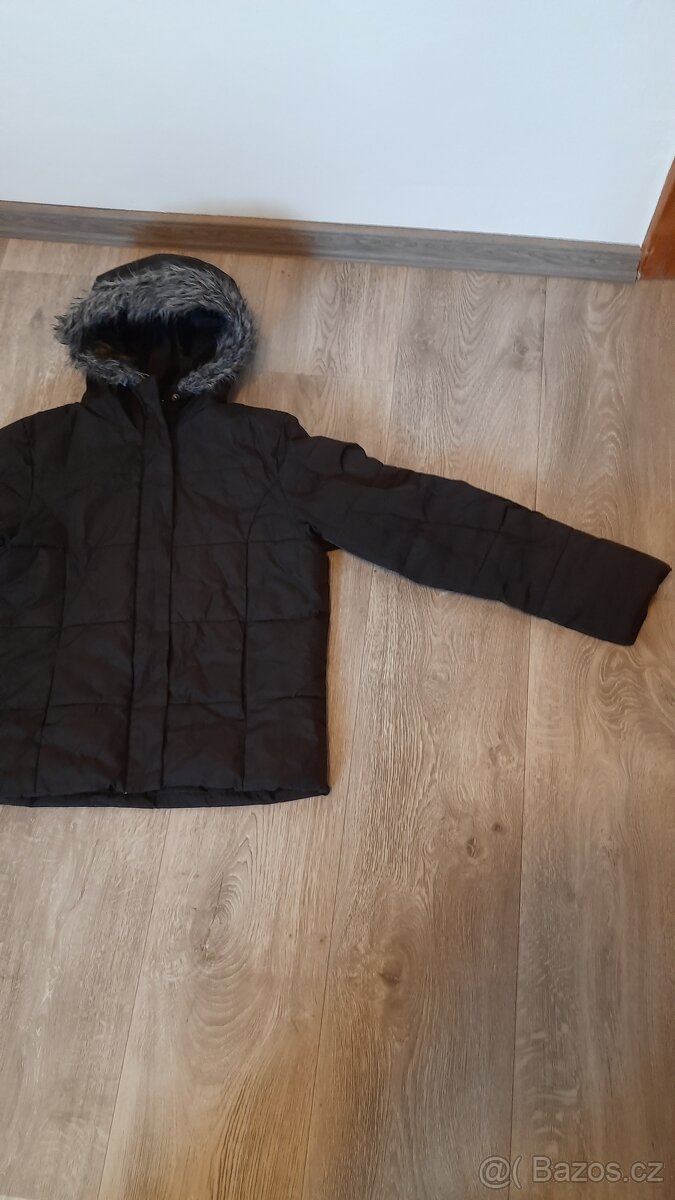 146/152 Černá dívčí podzimní bundička - 5